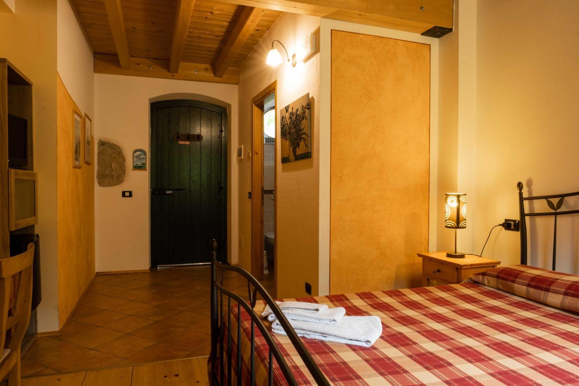 Agriturismo Revena Brentino Belluno Luaran gambar